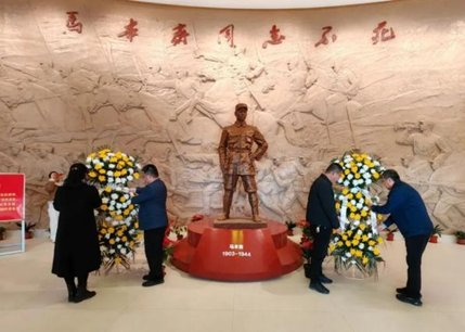 校企共建促融合 党建引领谋发展