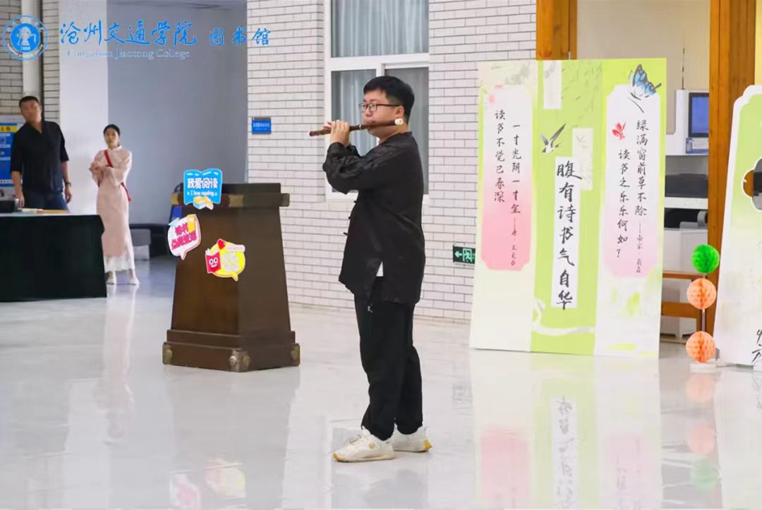 图书馆始终致力于书香校园建设的深耕